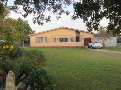 House For Sale in Blomtuin, Bellville